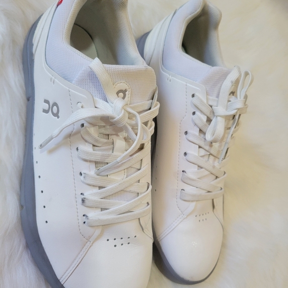 On Cloudtec Running Men's White and Gray Sneakers - Picture 10 of 16